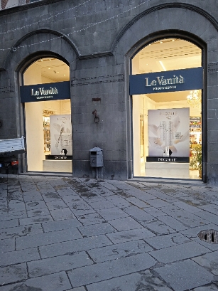 Le Vanità Profumerie Lucca - January - February 2025